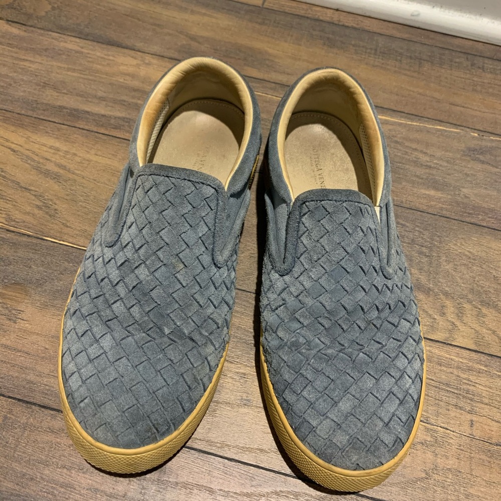 Bottega Veneta blue suede sneaker